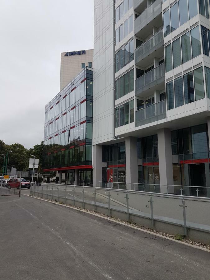 Apartament Towarowa 37 بوزنان المظهر الخارجي الصورة